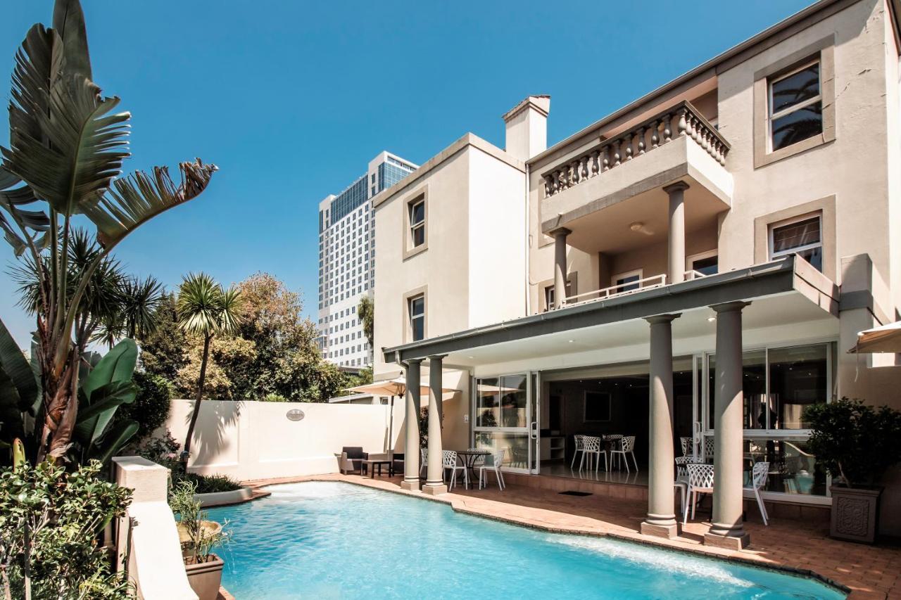 Villa Via Executive Suites With Power Back-Up Sandton Exterior foto