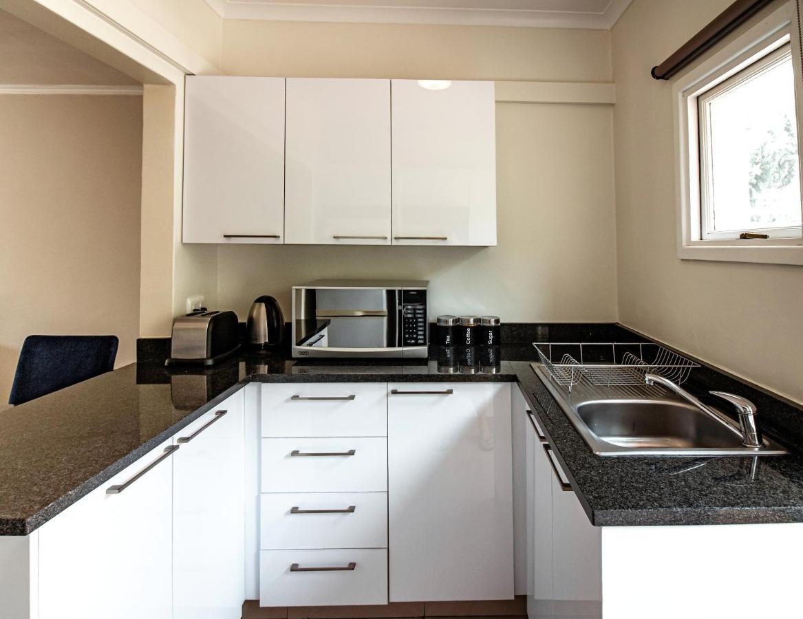 Villa Via Executive Suites With Power Back-Up Sandton Exterior foto