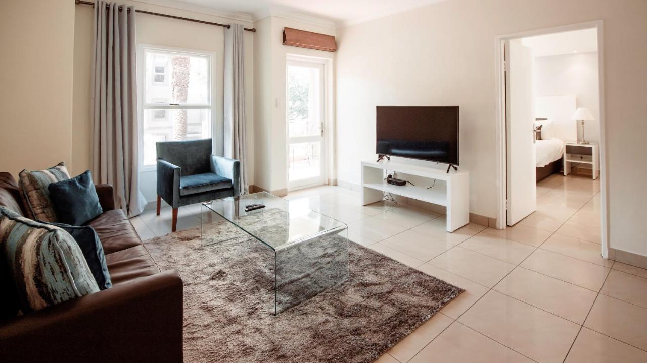 Villa Via Executive Suites With Power Back-Up Sandton Exterior foto