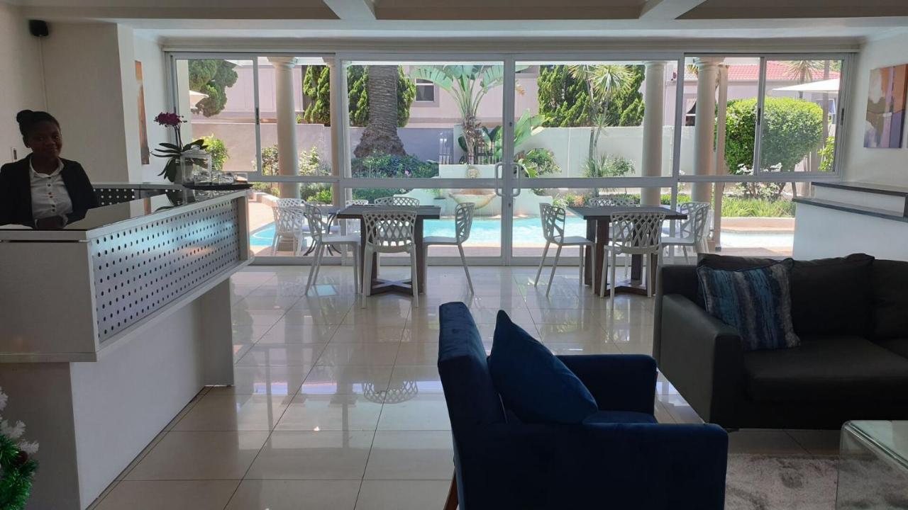 Villa Via Executive Suites With Power Back-Up Sandton Exterior foto